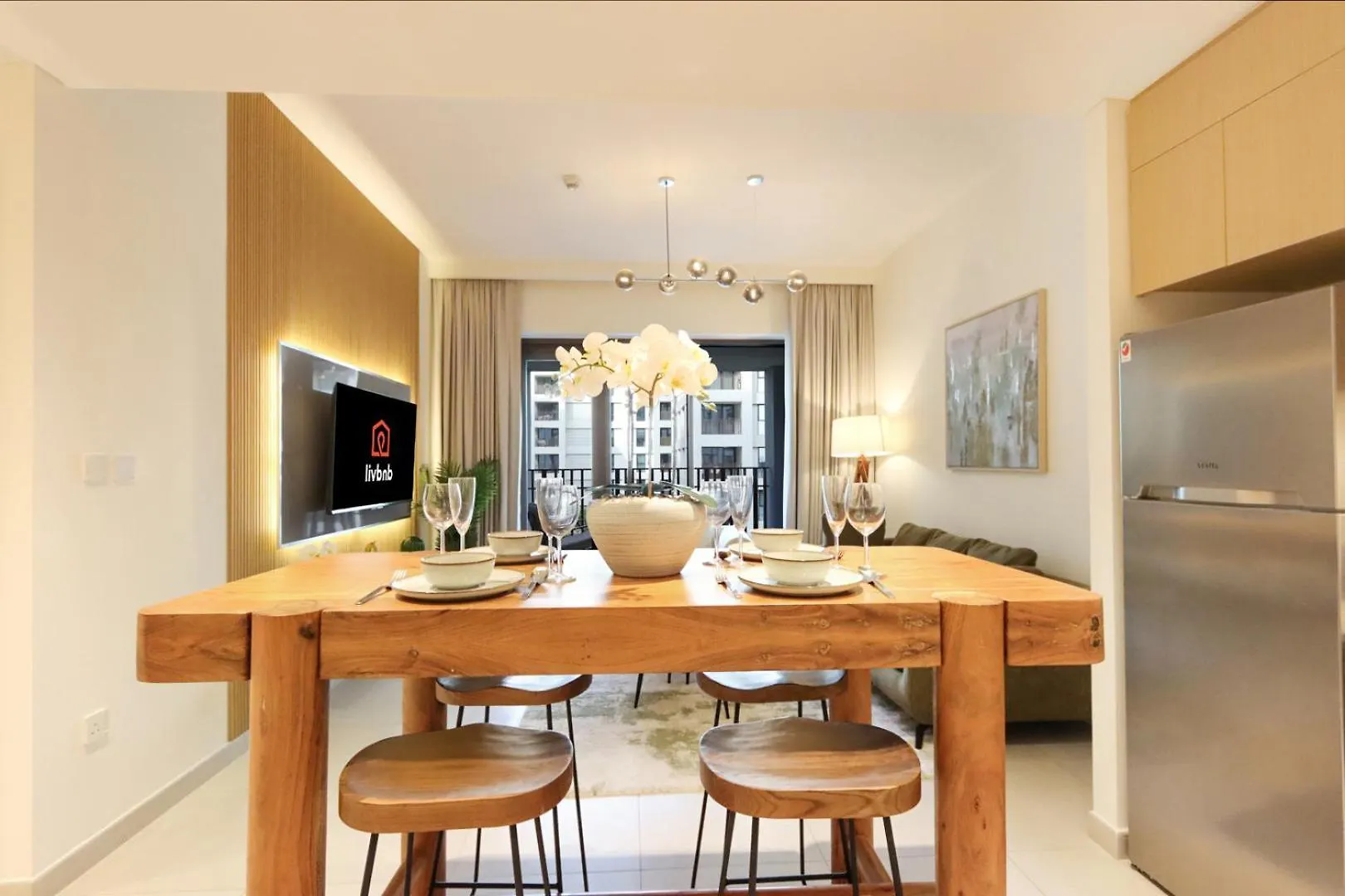 Apartment Livbnb - 1Br Retreat Free Access To Creek Lagoon Dubai